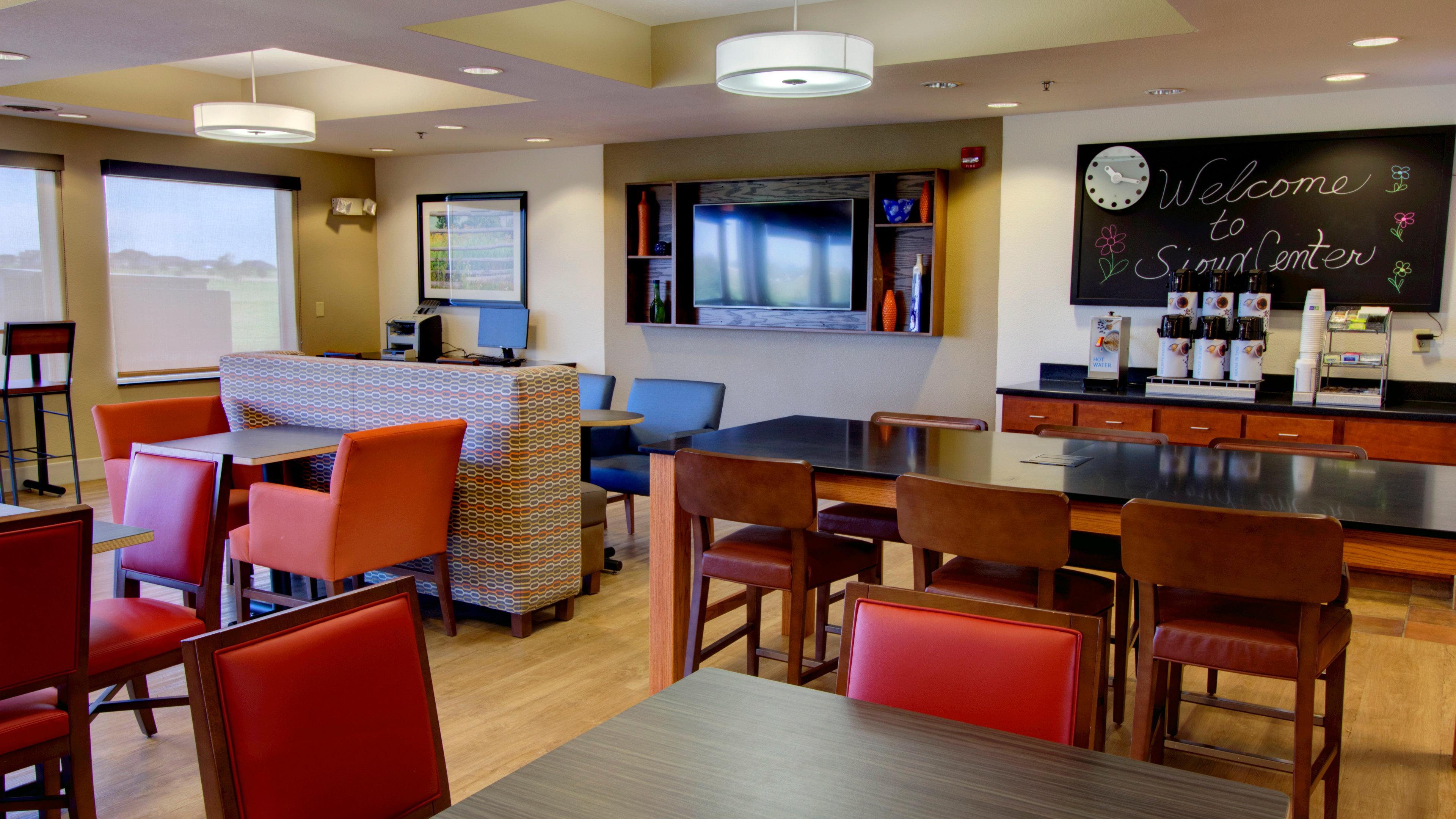 Holiday Inn Express & Suites Sioux Center By Ihg Экстерьер фото