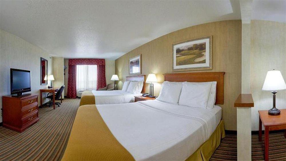 Holiday Inn Express & Suites Sioux Center By Ihg Экстерьер фото