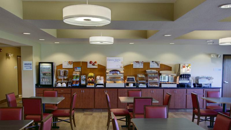 Holiday Inn Express & Suites Sioux Center By Ihg Экстерьер фото